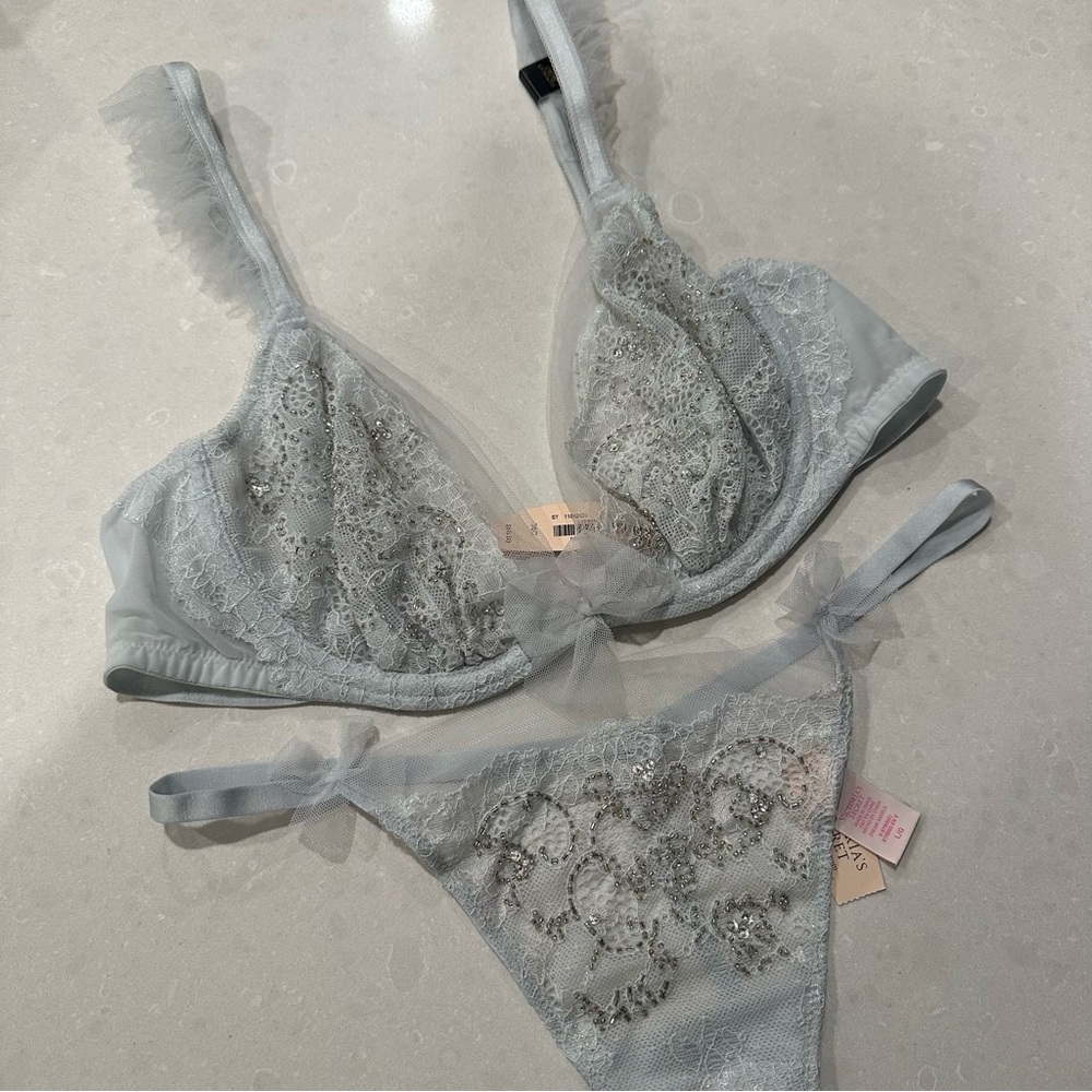 Victoria's Secret Dream Angels Vintage Blue 36C Bra L Panty Set Beaded Crystal
